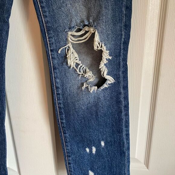 Zara Size 00 Dark Wash Distressed Jeans Straight Leg - Picture 3 of 8